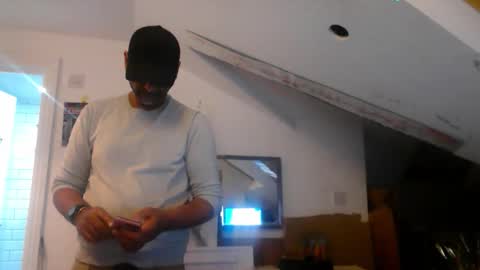 mita335918 online show from February 28, 12:00 am