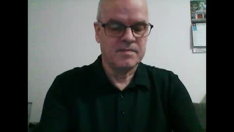 Snapshot of mitch463 chatting on April 4, 3:53 pm mitch463 online show from April 4, 3:53 pm