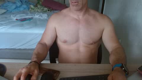 Snapshot of mitcheli chatting on February 21, 8:38 pm Onlyfans  online show from February 21, 8:38 pm