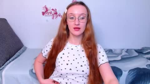 Snapshot of miya_here chatting on March 23, 4:22 pm Miya online show from March 23, 4:22 pm