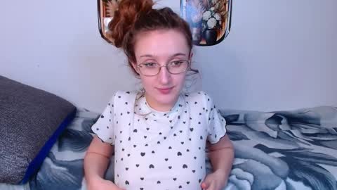 Snapshot of miya_here chatting on April 6, 4:41 pm Miya online show from April 6, 4:41 pm