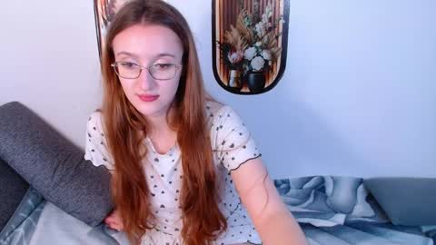 Snapshot of miya_here chatting on April 29, 4:44 pm Miya online show from April 29, 4:44 pm