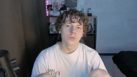 MeowMiku online show from February 23, 6:38 pm