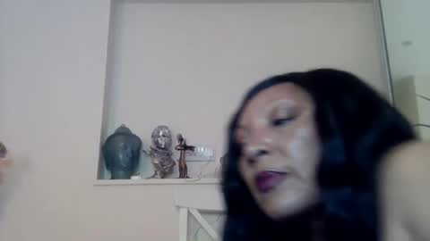 Ling Ling online show from May 14, 9:21 pm