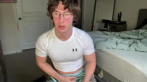 Leo online show from December 17, 12:33 pm