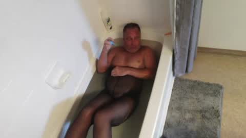 Snapshot of mjeffrey460699861 chatting on July 7, 9:30 pm mjeffrey460699861 online show from July 7, 9:30 pm