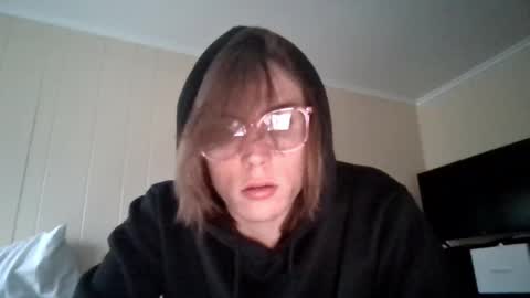 Snapshot of mjmcorppro chatting on September 24, 10:02 pm MJ Moore online show from September 24, 10:02 pm
