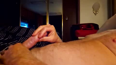 mjolnirandazzarra online show from April 15, 5:36 am