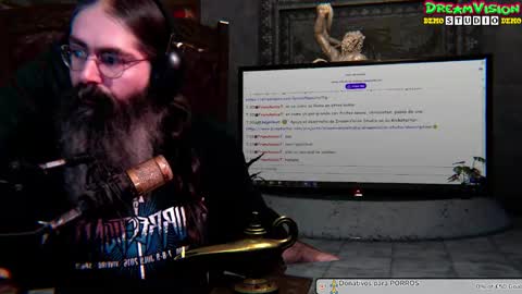 Lois online show from December 3, 6:32 am