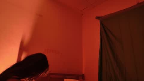 MoonLipson online show from March 20, 12:59 am