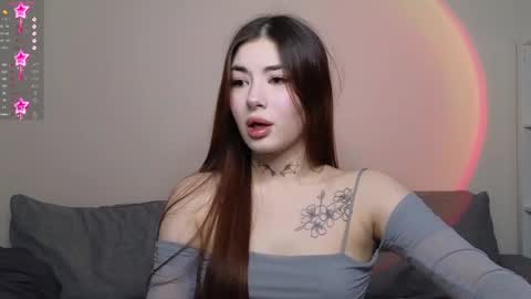 alice and ray online show from December 19, 10:21 pm