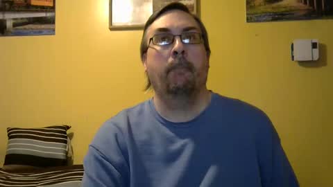 Snapshot of mmr4545 chatting on February 15, 7:51 am mark online show from February 15, 7:51 am