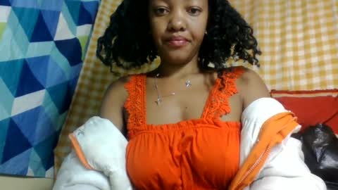 mmyriame online show from June 27, 2:05 am