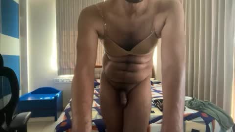 Snapshot of mnswindow chatting on January 14, 9:04 am Greyig online show from January 14, 9:04 am