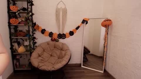 hey meet with me online show from October 24, 2:30 am