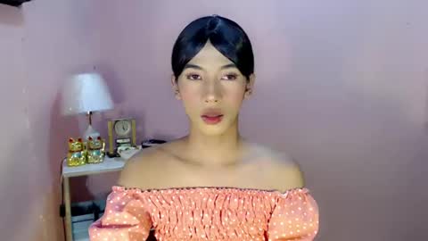 Snapshot of mocha_locca chatting on January 1, 1:27 pm Mocha Locca online show from January 1, 1:27 pm