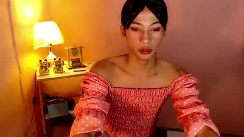 Snapshot of mocha_locca chatting on January 4, 1:21 pm Mocha Locca online show from January 4, 1:21 pm