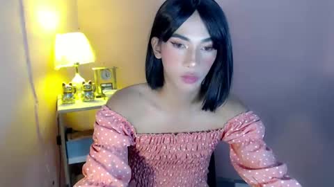 Snapshot of mocha_locca chatting on January 7, 12:31 pm Mocha Locca online show from January 7, 12:31 pm