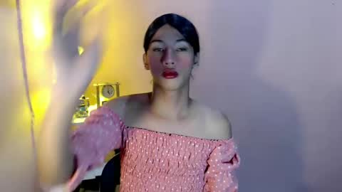 Snapshot of mocha_locca chatting on January 11, 5:18 pm Mocha Locca online show from January 11, 5:18 pm