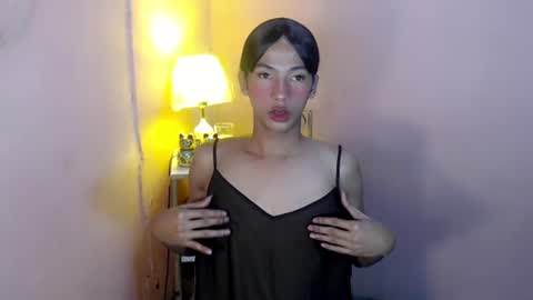 Snapshot of mocha_locca chatting on January 15, 7:44 pm Mocha Locca online show from January 15, 7:44 pm