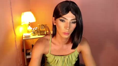 Snapshot of mocha_locca chatting on January 24, 7:49 pm Mocha Locca online show from January 24, 7:49 pm