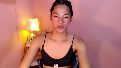 Snapshot of mocha_locca chatting on February 17, 4:15 pm Mocha Locca online show from February 17, 4:15 pm