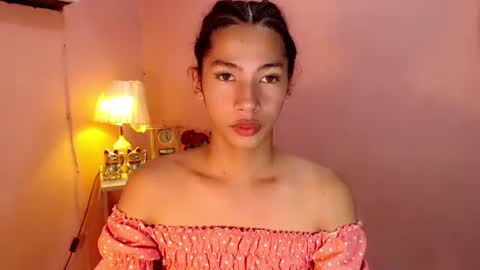 Snapshot of mocha_locca chatting on February 28, 2:53 pm Mocha Locca online show from February 28, 2:53 pm