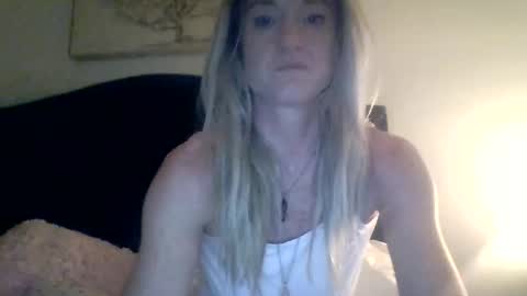 mockingbirds91 online show from June 4, 5:46 am