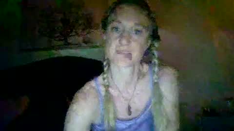 mockingbirds91 online show from June 19, 4:06 am
