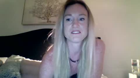 mockingbirds91 online show from August 1, 3:17 am