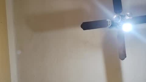 Snapshot of modelo_web18 chatting on October 12, 3:44 pm camilo online show from October 12, 3:44 pm