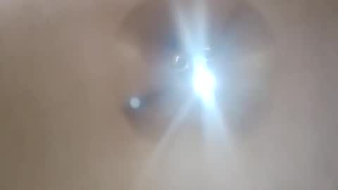 Snapshot of modelo_web18 chatting on December 2, 12:32 pm camilo online show from December 2, 12:32 pm