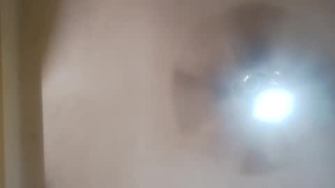 Snapshot of modelo_web18 chatting on March 1, 6:21 pm camilo online show from March 1, 6:21 pm