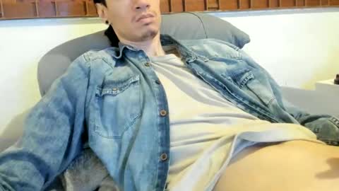 DigBreed online show from November 3, 11:11 am