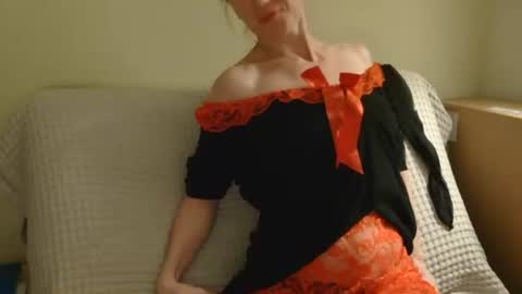 Aurora online show from February 11, 10:37 pm