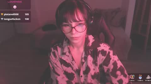 Snapshot of modjo_ chatting on December 24, 12:00 pm Modjo online show from December 24, 12:00 pm