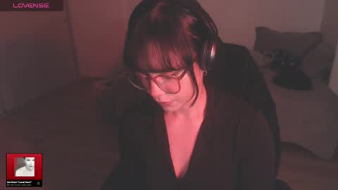 Snapshot of modjo_ chatting on January 17, 4:17 am Modjo online show from January 17, 4:17 am