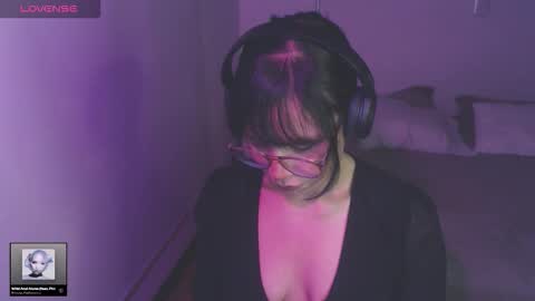 Snapshot of modjo_ chatting on February 3, 6:22 am Modjo online show from February 3, 6:22 am