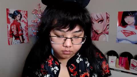 Molly online show from November 1, 5:09 am