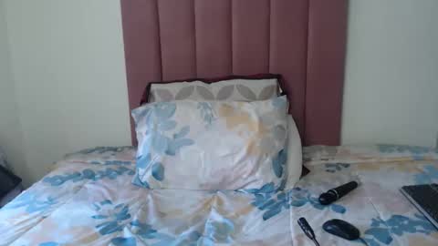 Mogheul Slay online show from February 9, 2:10 pm