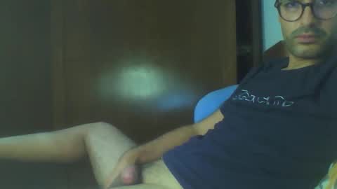 Snapshot of mohamed44j chatting on May 20, 3:51 pm Hannibal online show from May 20, 3:51 pm