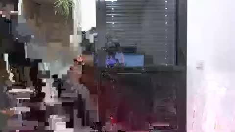 Snapshot of moi9876543210 chatting on January 24, 11:26 am Julien online show from January 24, 11:26 am