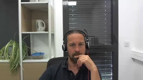 Julien online show from May 28, 9:50 am