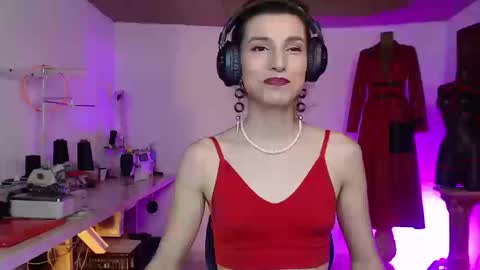 moira_hot online show from September 17, 7:59 pm