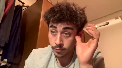 Snapshot of mojitoxxx69 chatting on February 28, 10:33 pm mojitoxxx69 online show from February 28, 10:33 pm