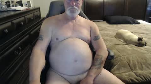 Snapshot of mojochillin chatting on January 27, 8:39 pm mojochillin online show from January 27, 8:39 pm