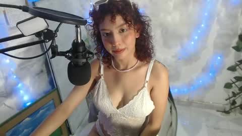 Snapshot of moka_soul chatting on July 28, 11:05 am moka_soul online show from July 28, 11:05 am