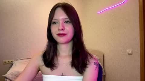 Lisa online show from May 13, 2:25 pm
