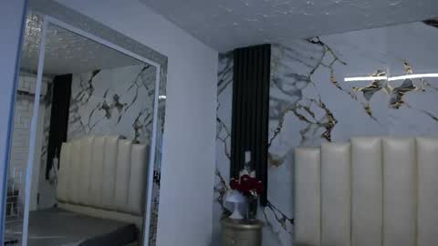 Hey Guys  Im Mollie online show from April 10, 12:10 pm