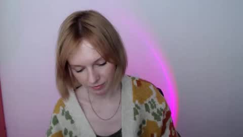 Snapshot of mollilove chatting on May 7, 9:58 am mollilove online show from May 7, 9:58 am